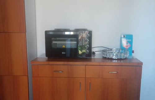 Prades House | Family house, terrace, sleeps 9 + 1 baby, tv