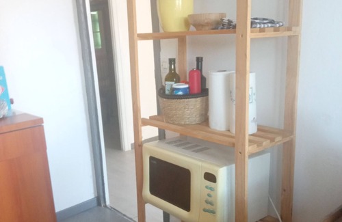 Prades House | Family house, terrace, sleeps 9 + 1 baby, tv