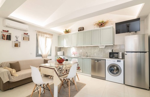 Skinaria Apartment | Family Studio