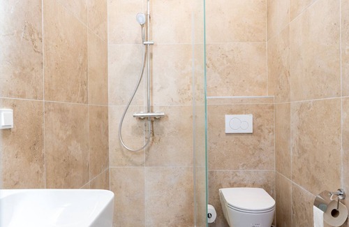 Parndorf Apartment | Family suite with terrace - sunny Pannonia