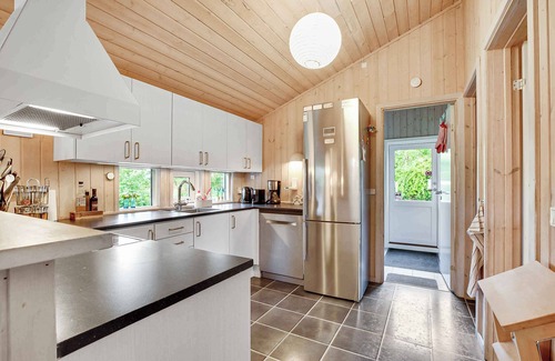 Udsholt House | Family summer house in quiet area