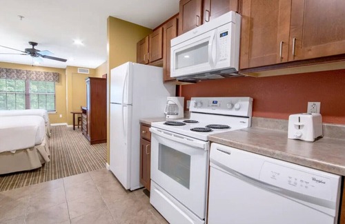Sheridan Condo | Family Water Park Resort Studio Apt fully furnished ready for your stay