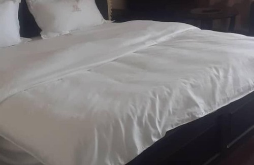 Jinja Hotel | Fancy Resort Beach Hotel