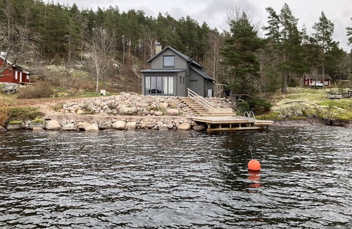 Osterbymo House | Fantastic location next to Lake Sommen