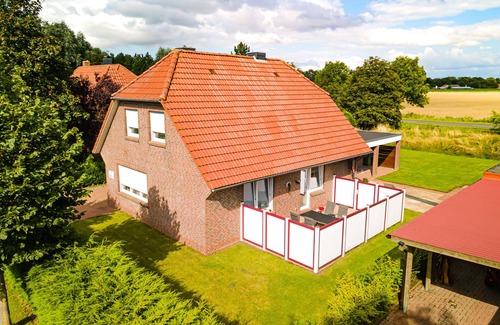 Greetsiel Apartment | Fantastic, modern holiday apartment "Stüürhuus" in the fishing village of Greetsiel