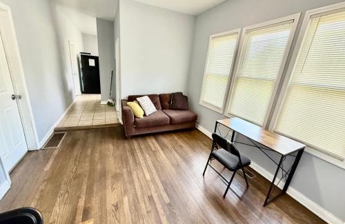 Canaryville House | Fantastic Place Near Downtown - Free Parking