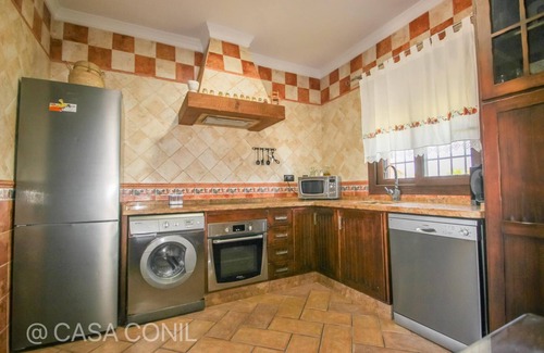 Conil de la Frontera Villa | Fantastic view, private pool, luxurious Villa with grill terrace, internet, 10 minutes from the beaches - Casa Raquel -