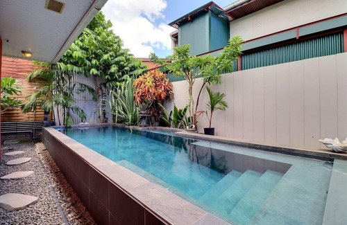 Papeete House | Fare Nãhina - 2 Bedrooms - City Center - Swimming Pool