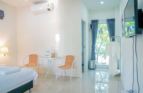 Chom Thong Resort | Farinda Resort & Pool Villa