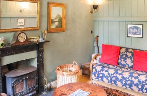 Llanybydder House | Farm House - Uk50262