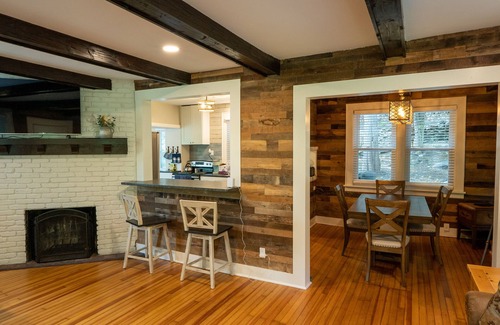 Newton Other | Farmhouse 1903 Renovated w Pond and Stream on Kittatiny Park