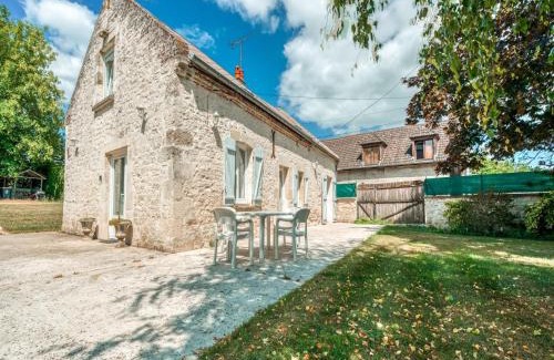 Boncourt House | Farmhouse in Boncourt with Private Garden