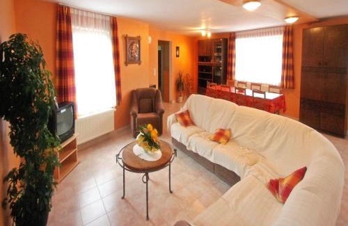 Ondenval Apartment | Farmhouse Stay in Ondenval