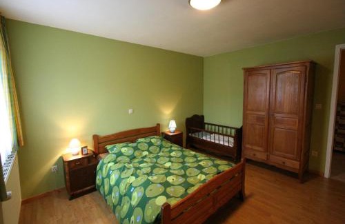 Ondenval Apartment | Farmhouse Stay in Ondenval