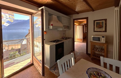 Colonno Apartment | Faro sul Lago apt – Colonno