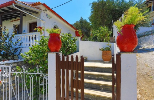 Gaios Apartment | Faros Dio Gaios Studio sea Views Private Sun-loungers