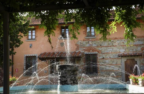 San Donato in Fronzano Apartment | Fattoria degli Usignoli La Vigna