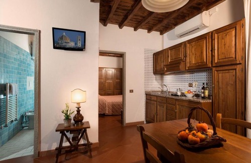 San Donato in Fronzano Apartment | Fattoria degli Usignoli La Vigna