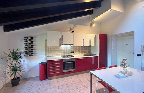 Gorizia Apartment | Feather Apartment