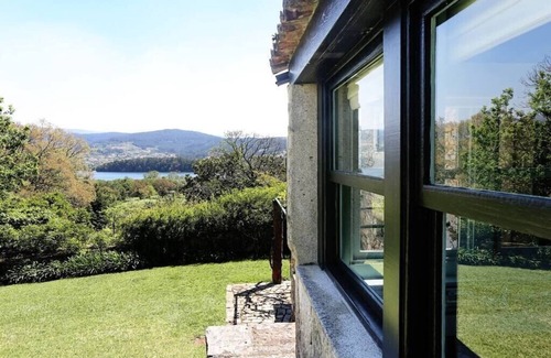 Eiras Cottage | Fee4Me O'Pepito The Peace Corner