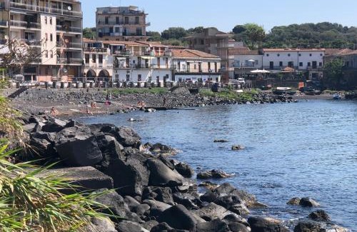 Capo Mulini Apartment | Felicita House - Etna and sea holiday