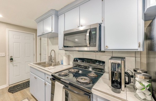 New Boston Apartment | Fenced Yard: Pet-friendly Studio in New Boston!