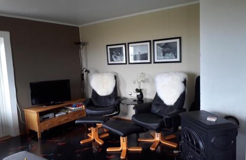 Kiberg House | Feriehus ved Barentshavet - Holiday home by the Barents Sea