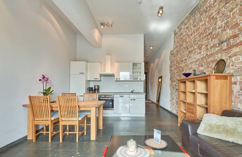 Wessendorf Apartment | Ferienwohnung 48 qm, Wohnraum mit Offener Küche, Schlafzimmer, Du/wc, Terrasse