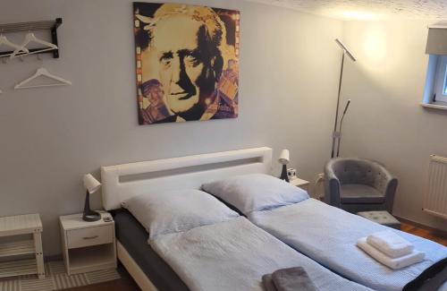 Hildesheim District Apartment | Ferien- Messe- Handwerkerzimmer mit Bad