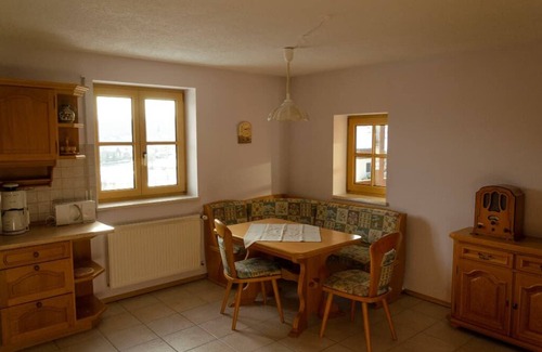 Zandt Apartment | Feriendomizil zum Wohlfühlen. Massage- und Kosmetikstudio im Haus.