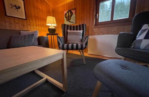 Postmuenster House | Ferienhäuser in Postmünster am See, mit eigenem Garten, mit Vierbeiner!