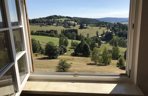 Klingenthal House | Ferienhaus-Aschberg, A house to feel good in; great view and lots of space