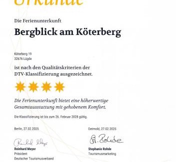 Luegde Apartment | Ferienhaus – Bergblick am Köterberg