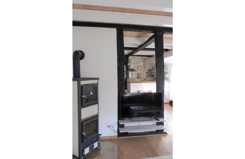 Damp House | Ferienhaus Frieda - Urlaubsparadies unter Reet