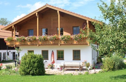 Hoslwang House | Ferienhaus Gänseblümchen (Doppelhaushälfte) 65 qm