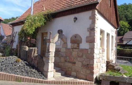 Fladungen Apartment | Ferienhaus mit Kaminofen