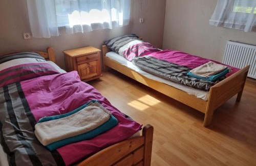 Crailsheim Apartment | Ferienwohnung 2 mit 3 Schlafzimmer und Garten