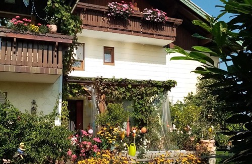 Rimsting Apartment | Ferienwohnung 90 qm, 2 Schlafzimmer, Balkon