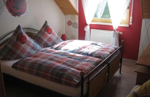 Buchlberg Apartment | Ferienwohnung 'am Bienwald'