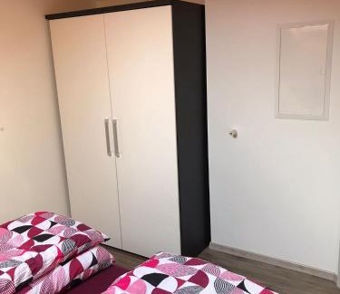 Schwarzach Apartment | Ferienwohnung am Freibad