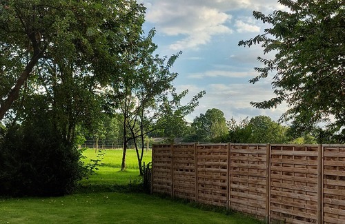 Holste Apartment | Ferienwohnung am Wald