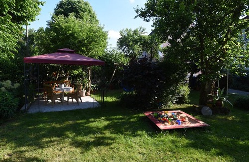 Schnabelwaid Apartment | Ferienwohnung am Wasserschloss