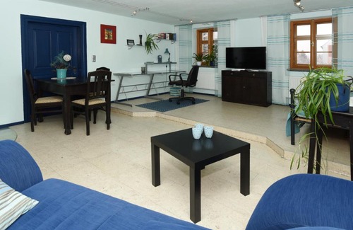 Schnabelwaid Apartment | Ferienwohnung am Wasserschloss