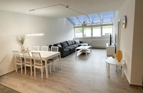 Bruhlervorstadt Apartment | Ferienwohnung an der Messe *inkl. Garage*