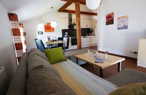 Ochsenhausen Apartment | Ferienwohnung/app. für 5 Gäste mit 70m² in Ochsenhausen