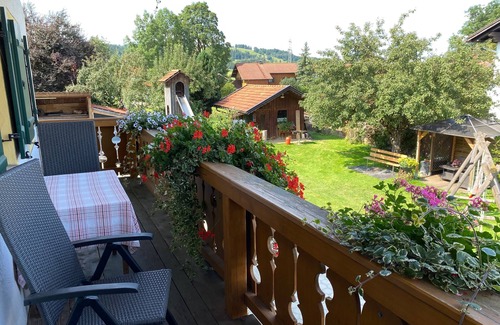 Bobing Apartment | Ferienwohnung/app. für 5 Gäste mit 100m² in Böbing