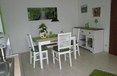 Moessingen Apartment | Ferienwohnung Bambusgarten