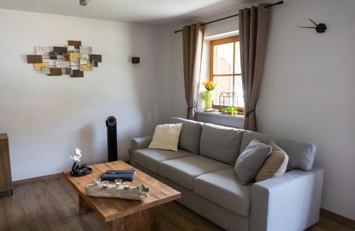 Weissbach an der Alpenstrasse Apartment | Ferienwohnung Bergliebe
