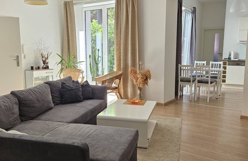 Andreasvorstadt Apartment | Ferienwohnung Blumenstraße 81 Links - Ferienwohnung Blumenstraße 81