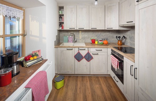 Bischofswiesen Apartment | Ferienwohnung, ca. 90 m², 2-4 Pers., 2 Schlafzimmer, 2 Du/wc, 2 Balkone